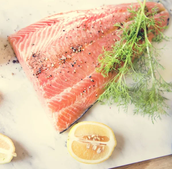 Salmone Fresco Con Aneto Cibo Fotografia Ricetta Idea — Foto Stock