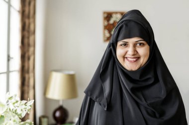 Müslüman bir kadının portresi