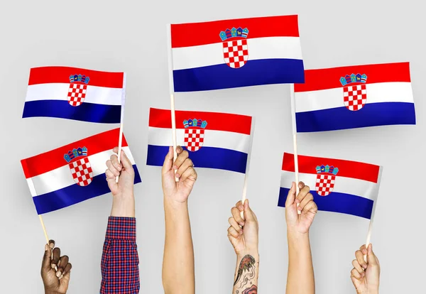 Les Mains Agitant Les Drapeaux Croatie — Photo