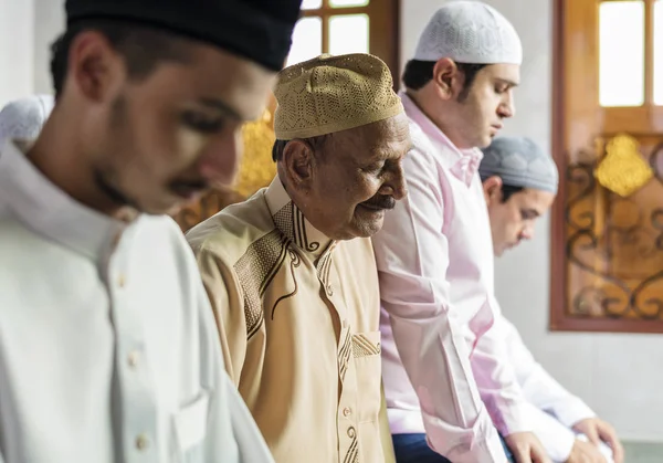 Preghiere Musulmane Postura Tashahhud — Foto Stock