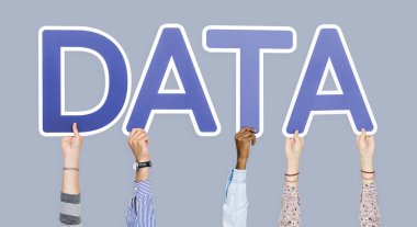 Word veri şekillendirme mavi mektupları holding eller