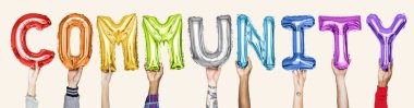Gökkuşağı alfabe balonlar word topluluk oluşturan