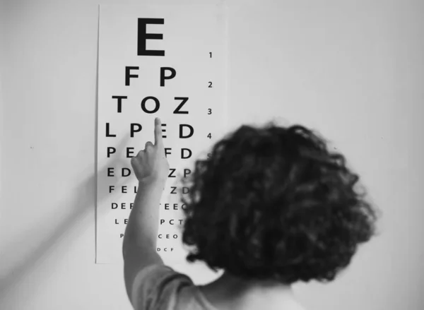 Young Caucasian Girl Getting Eye Exam — Stock Photo, Image
