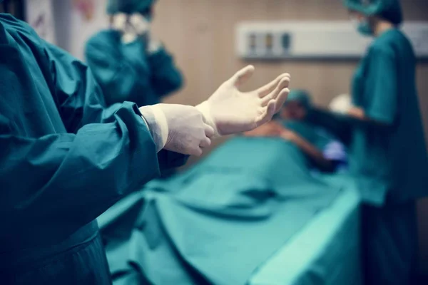 Médicos Preparando Para Uma Operação — Fotografia de Stock