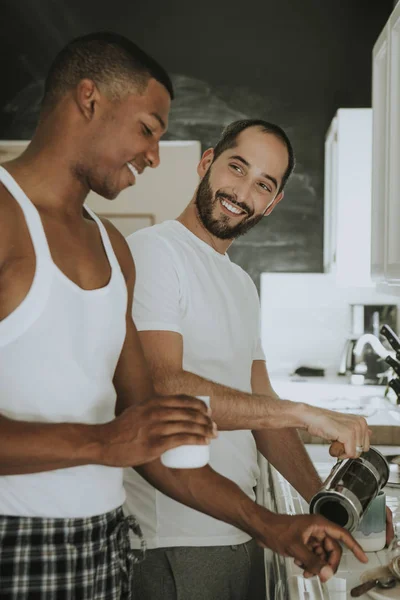 Gay Couple Cooking Morning — Stock Photo, Image