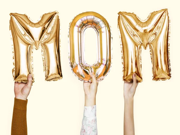 Hands Showing Mom Balloons Word — Stock Photo, Image
