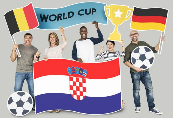 Diversos Fãs Futebol Segurando Bandeiras Bélgica Croácia Alemanha — Fotografia de Stock