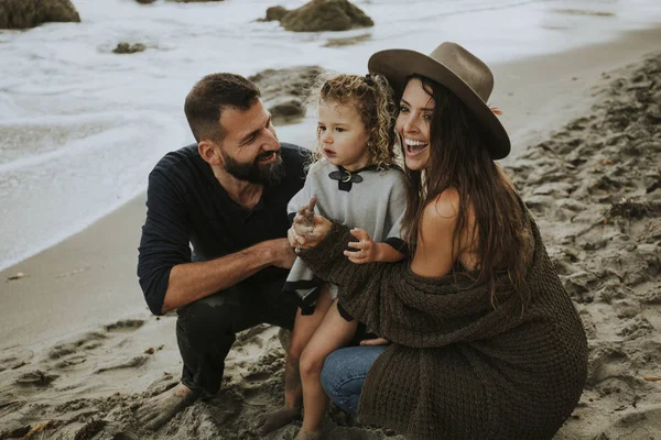Lycklig Familj Strand — Stockfoto