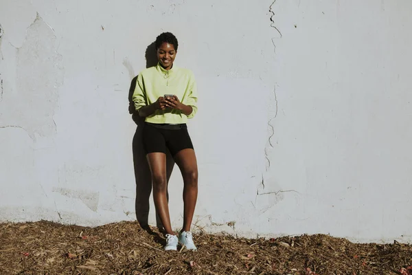 Active Woman Standing White Wall — Stock Photo, Image