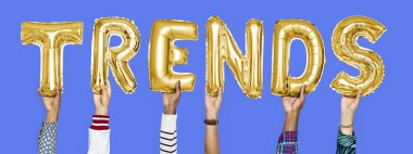 Metin Trendler oluşturan sarı altın alfabe helyum balonları