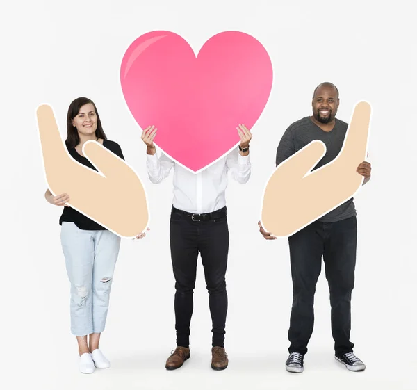 Verschiedene Menschen Teilen Ihre Liebe — Stockfoto