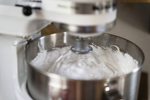 Stand mixer mixing baking ingredients