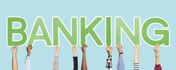 Hände Halten Grüne Buchstaben Hoch Die Das Wort Banking Bilden — Stockfoto