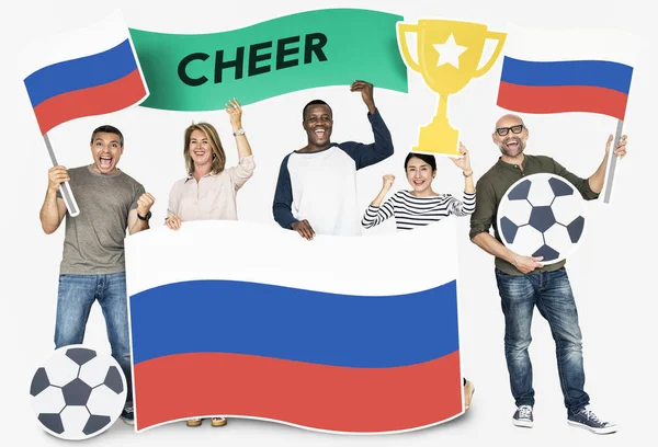 Diversi Tifosi Calcio Con Bandiera Russia — Foto Stock