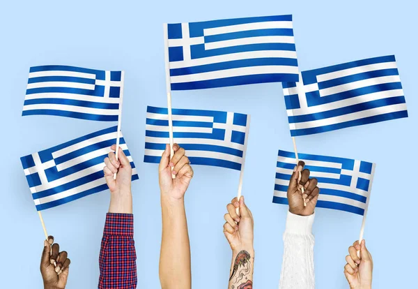 Mãos Acenando Bandeiras Grécia — Fotografia de Stock
