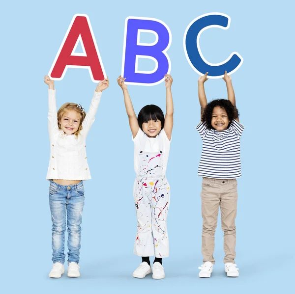 Diversos Niños Felices Aprendiendo Abc —  Fotos de Stock