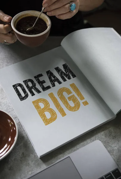 Dream Big Formulering Een Boek — Stockfoto