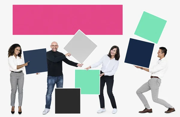 Pessoas Com Caixas Coloridas Branco — Fotografia de Stock