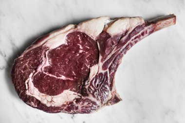 Taze kaburga biftek yemek fotoğraf tarifi fikir kesmek