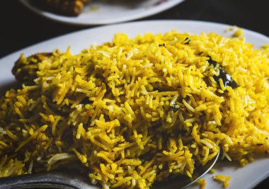 tavuk biryani yakın çekim