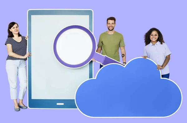 Lidé Papírové Vystřihovánky Lupy Tablet Cloud Symbol — Stock fotografie