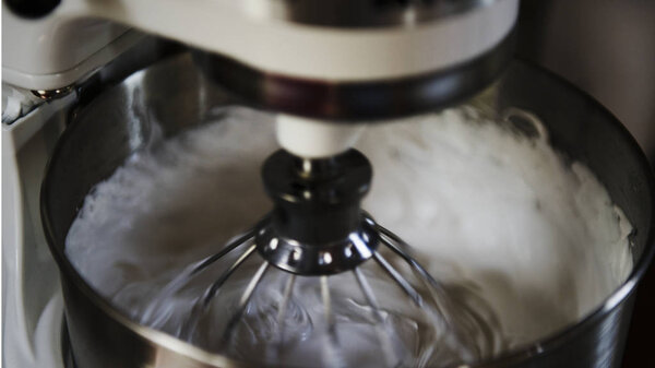 Stand mixer mixing baking ingredients