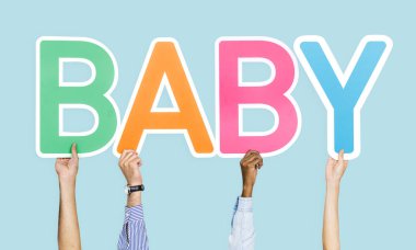 Kelime bebek tutan eller