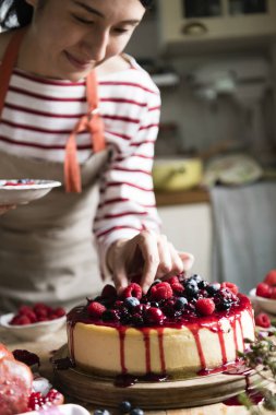 Taze berry cheescake gıda fotoğraf tarifi fikir