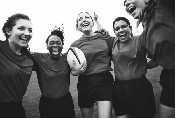 Jugadoras Rugby Enérgicas Celebrando —  Fotos de Stock