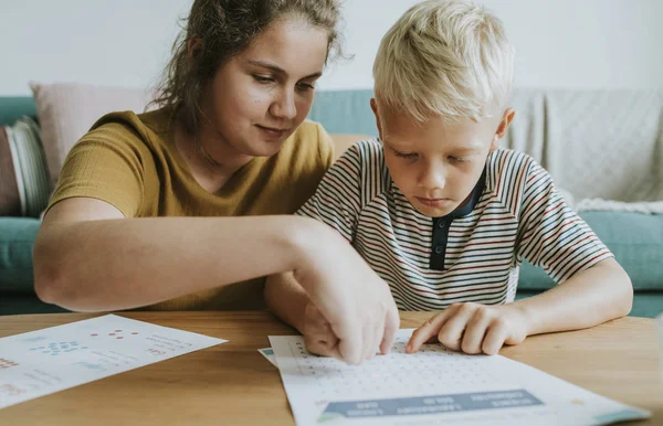 Sister Playing Word Search Her Little Brother — Stock Photo, Image