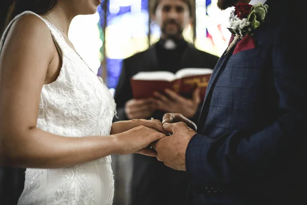 Bruid Bruidegom Het Altaar — Stockfoto