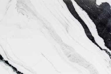 Bir siyah ve beyaz mermer dokulu duvar yakın çekim