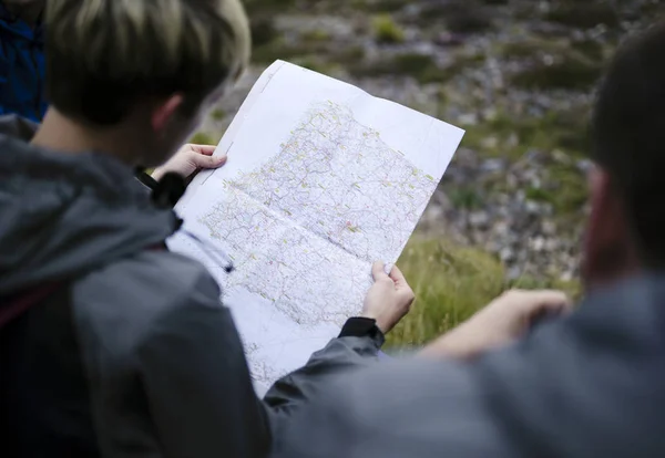 Woman Searching Her Location Map — Stock Photo, Image