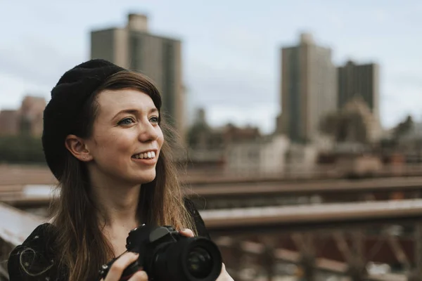 Fotógrafo Tira Uma Foto Brooklyn Bridge Eua — Fotografia de Stock