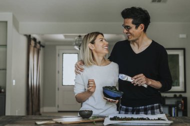 Bir vegan yemek çift
