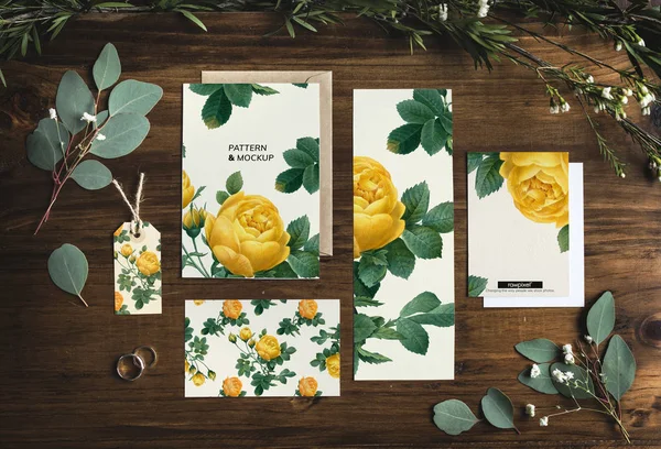 Blank Yellow Roses Design Stationery Mockups — Stock Photo, Image