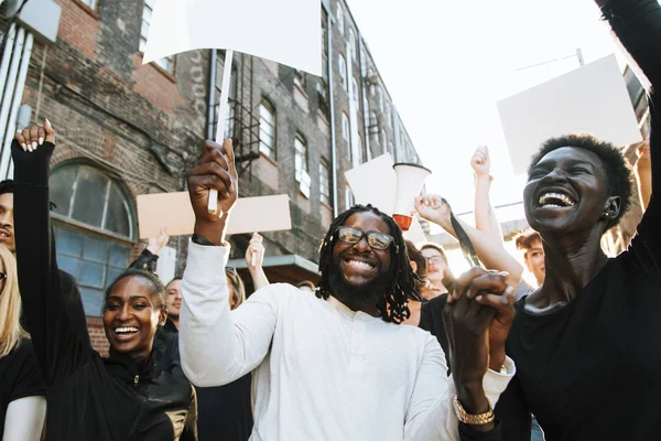 Manifestants Extatiques Lors Une Manifestation — Photo