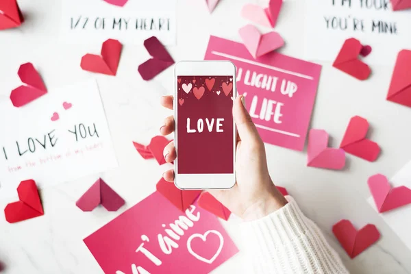 Word Love Mobile Phone Screen — Stock Photo, Image