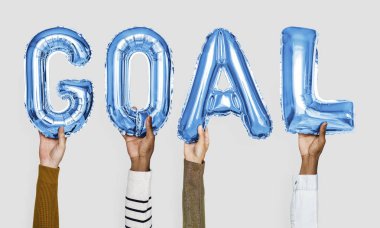 Metin hedef oluşturan mavi alfabe helyum balonları