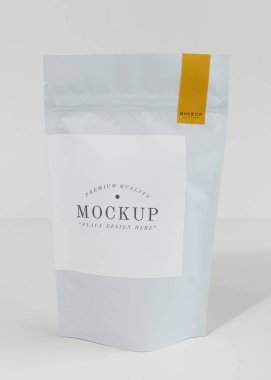 Kahve çekirdeği resealable çanta mockup