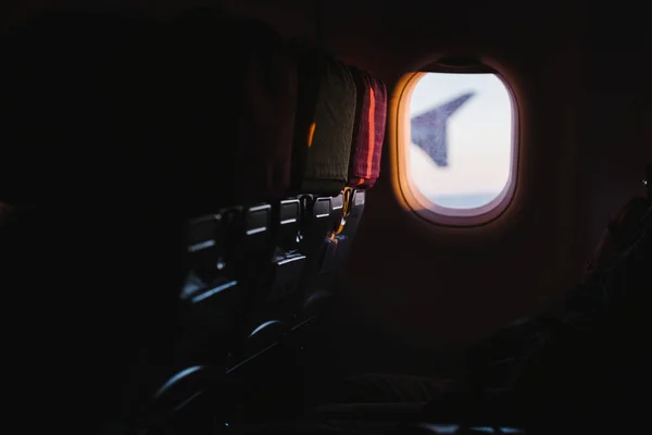 Jendela Pesawat Dari Kursi Penumpang — Stok Foto