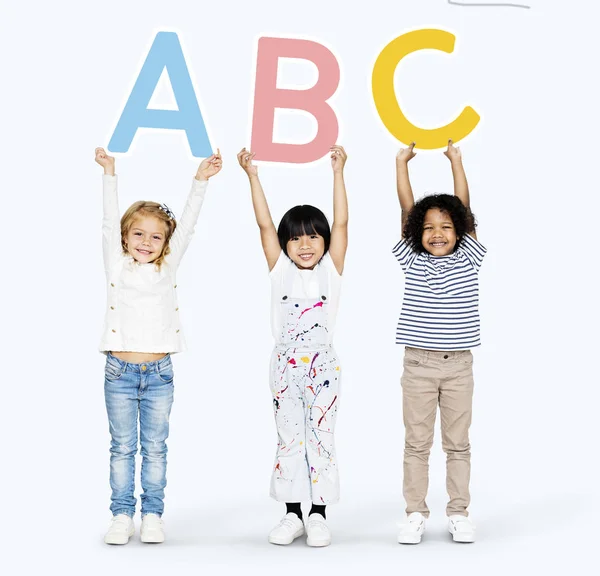 Diversos Niños Felices Aprendiendo Abc —  Fotos de Stock