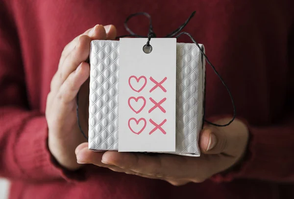 Corazones Besos Dibujados Una Tarjeta Caja Regalo —  Fotos de Stock