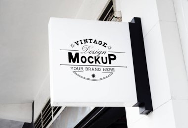 Beyaz vintage tasarım kurulu mockup