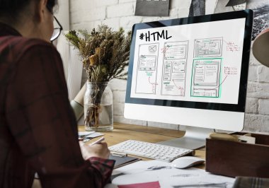 Web sitesi geliştirme düzeni kroki çizim