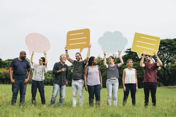 Heureux Diverses Personnes Tenant Des Bulles Expression Colorées — Photo