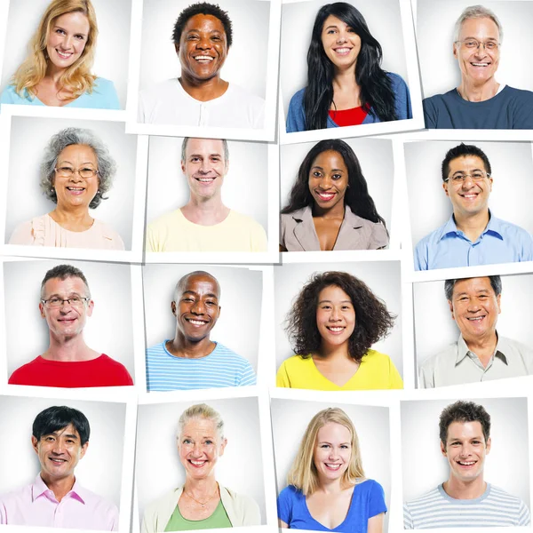 Colorido Grupo Multiétnico Personas Sonriendo — Foto de Stock