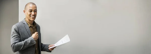 Businessman Presenting His Project Meeting — Stock Photo, Image