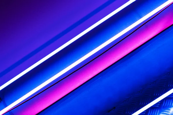 Helles Neonlicht Der Decke — Stockfoto