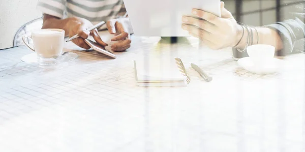 Business People Brainstorming Cafe — Stock Photo, Image